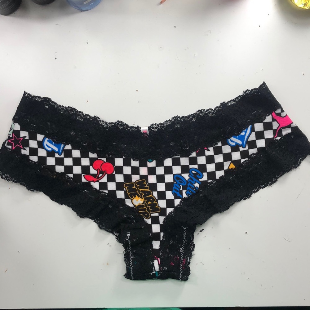 PINK Checkered multi color cheekster 🍒
